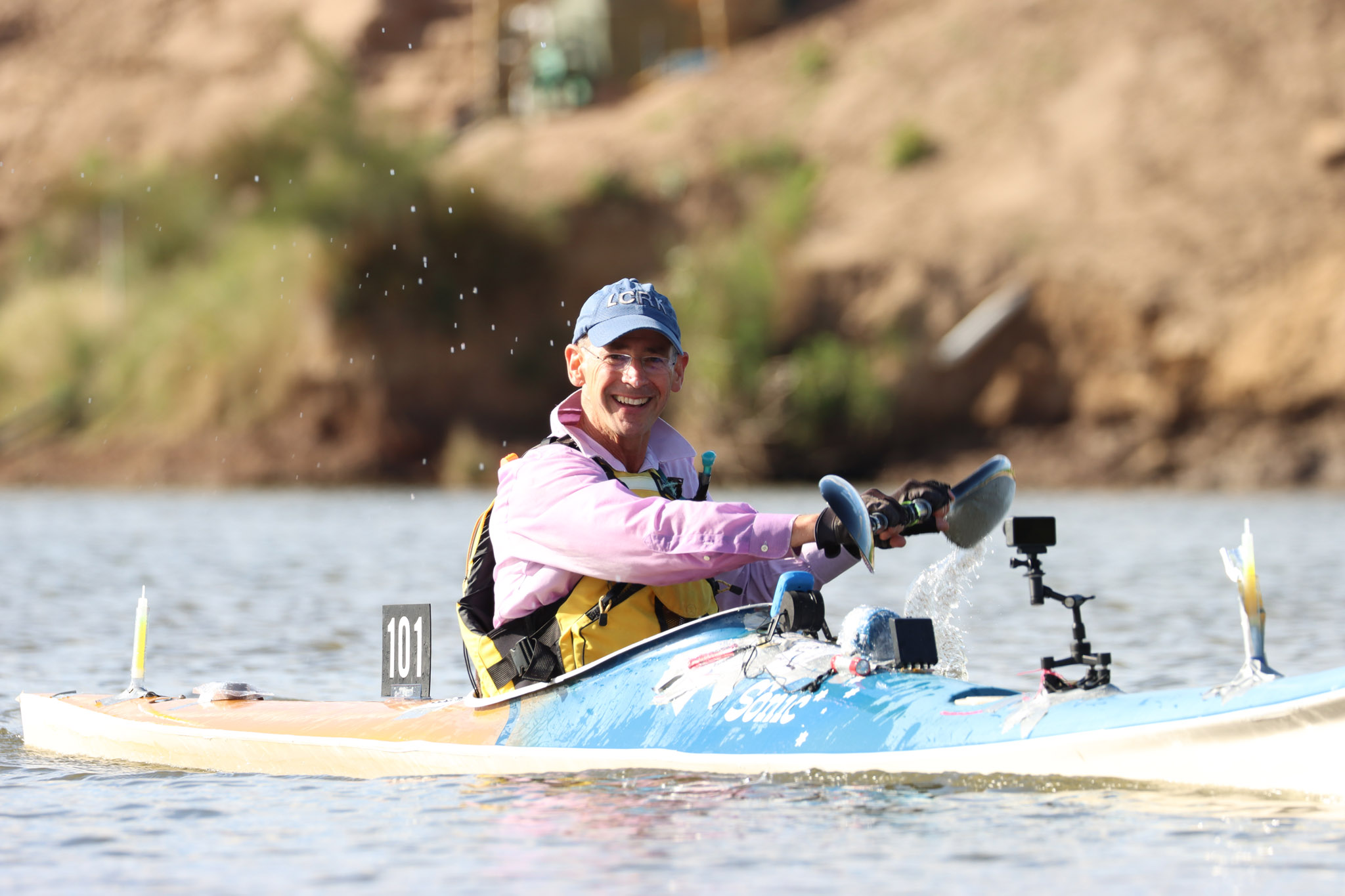 Back to the Hawkesbury! Paddler on the water at the beginning of the 2023 Hawkesbury Canoe Classic